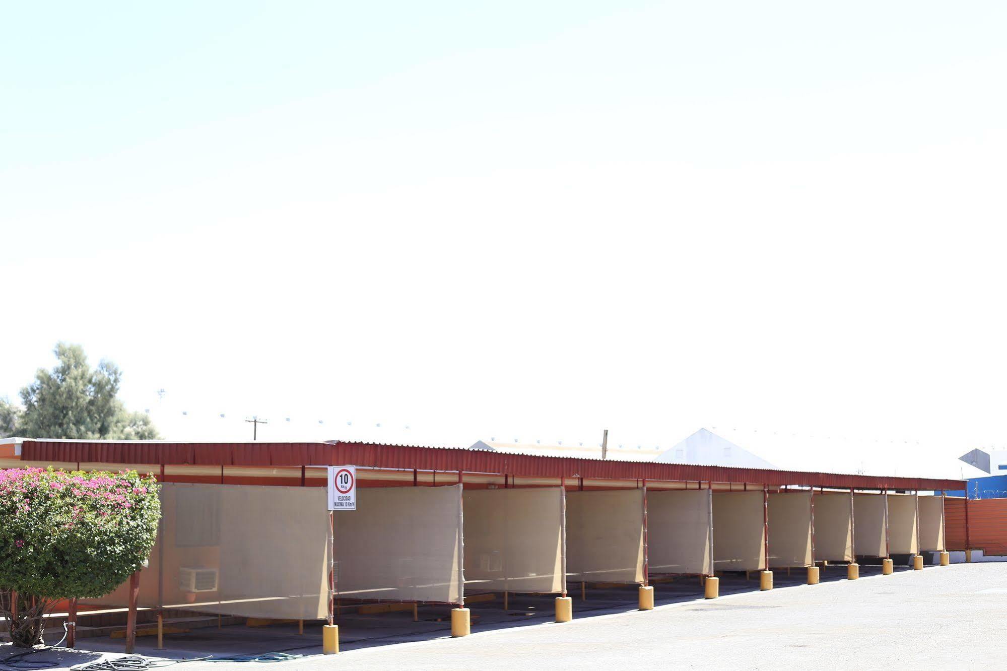 Motel Las Fuentes Mexicali Exterior photo